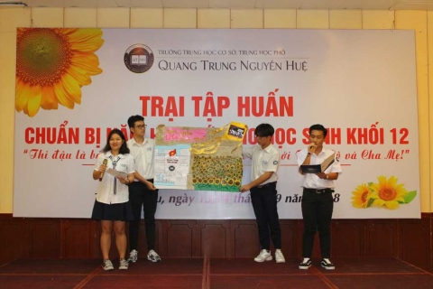 Tập huấn chuẩn bị cho năm học mới Khối 12 tại Vũng Tàu