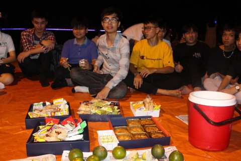 Học sinh nội trú vui Tết trung thu
