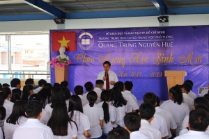 Lễ chào mừng học sinh mới