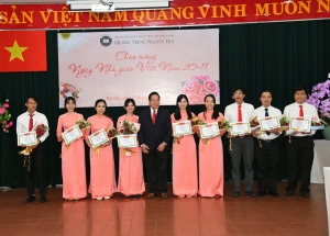 MỪNG NGÀY NHÀ GIÁO VIỆT NAM 20/11/2022 - TRƯỜNG THCS, THPT QUANG TRUNG NGUYỄN HUỆ