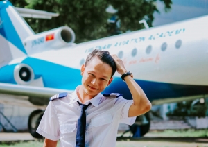 (Em Nguyễn Tín Vạn - Học viện Hàng không Việt Nam)